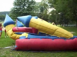 Are Inflatable Castles Prone to Leaking? Are Inflatable Castles Prone to Leaking?