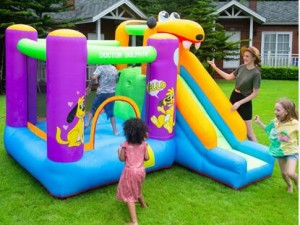 Can Inflatable Castles Be Set Up on Grass?